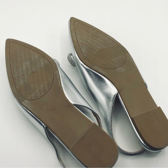 BCBGeneration  Women's Silver Bow Sling BuckleStrap Closure Kristin Flat Sz 7 - Picture 3 of 9